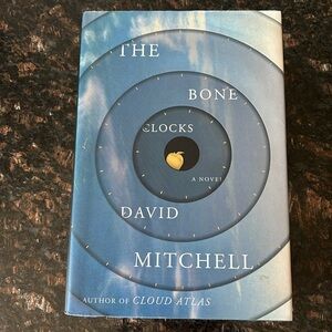 📚 5/$15 book bundle:the Bone Clocks by David Mitchell